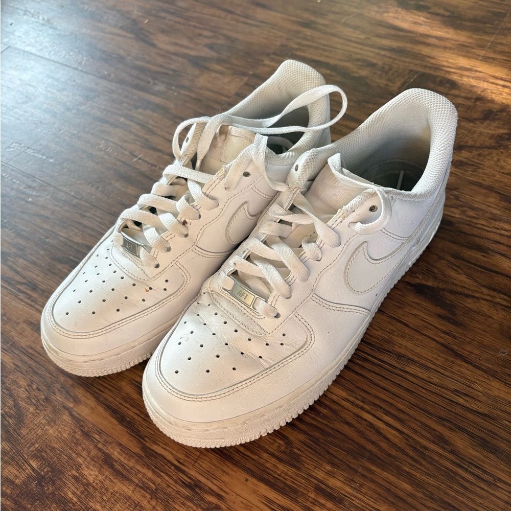 Women's White Sneakers